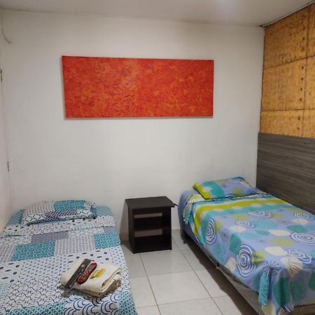 Home To Go Hostal Apartamentos Cali Ngoại thất bức ảnh
