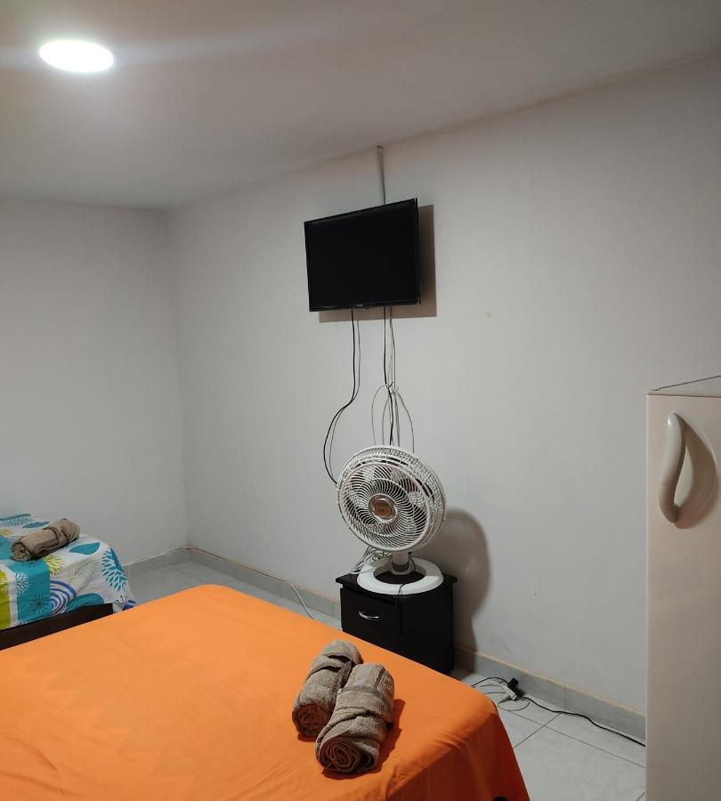 Home To Go Hostal Apartamentos Cali Ngoại thất bức ảnh