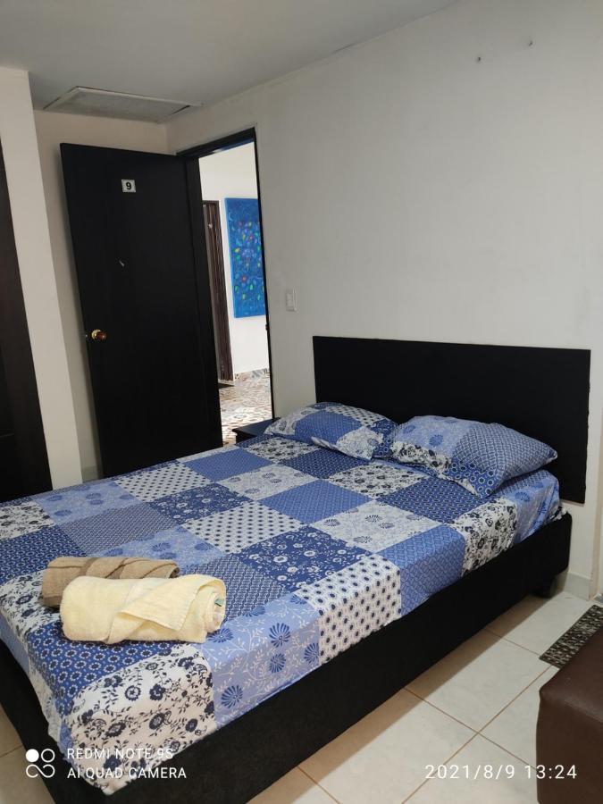 Home To Go Hostal Apartamentos Cali Ngoại thất bức ảnh