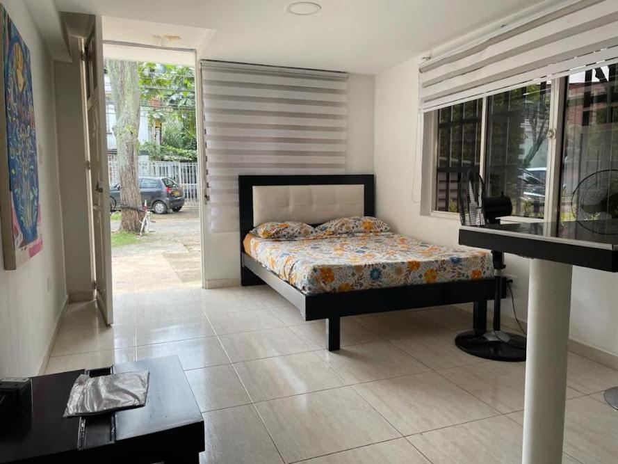 Home To Go Hostal Apartamentos Cali Ngoại thất bức ảnh
